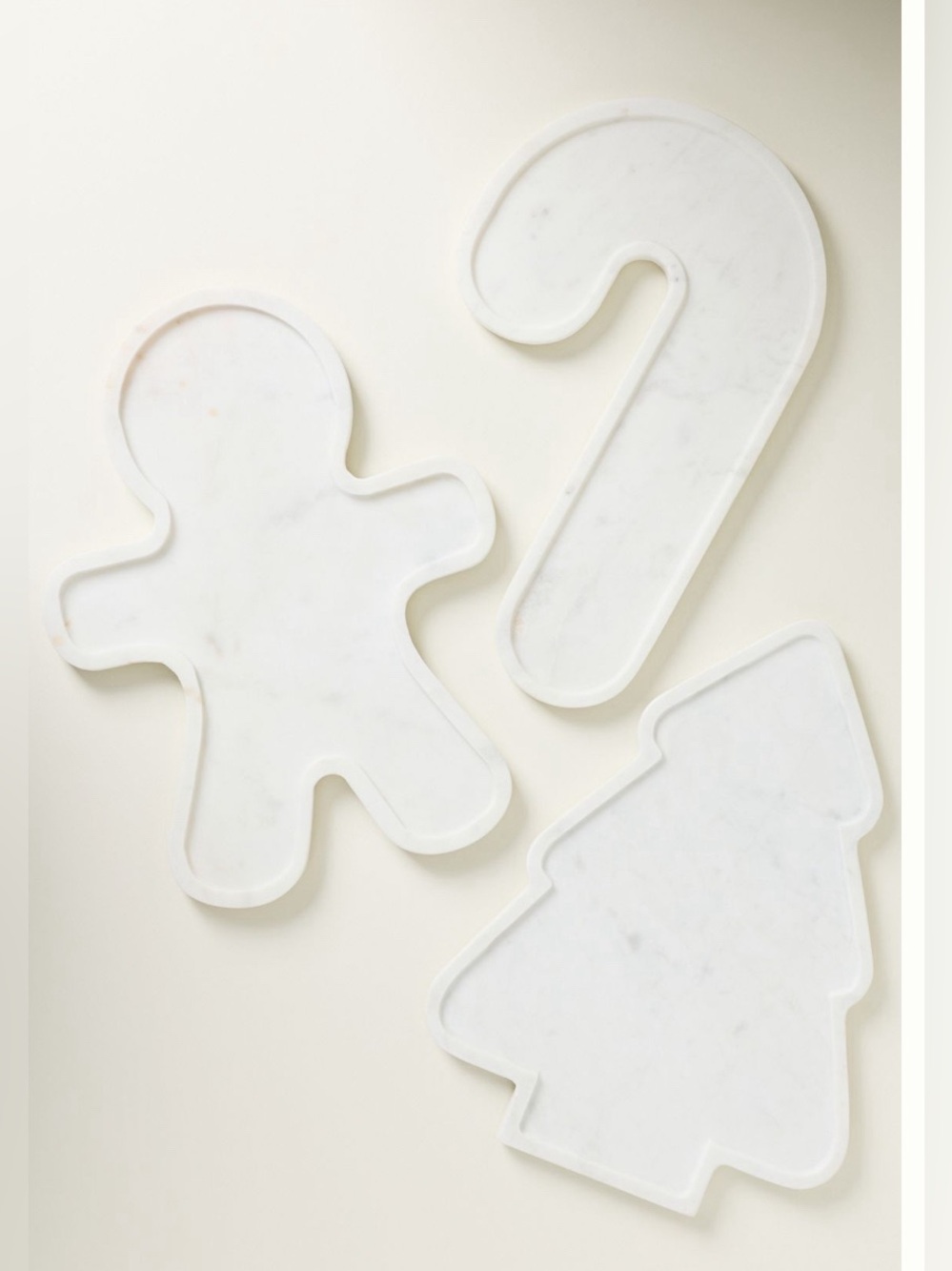 Blitzen White Marble Serving Board - Picture 3 of 3